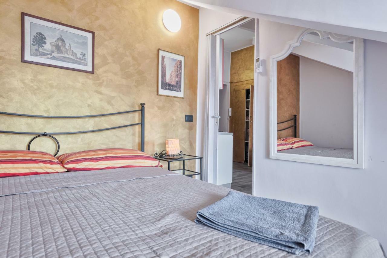 Ferienwohnung Mansarda Station Gioberti Turin Exterior foto